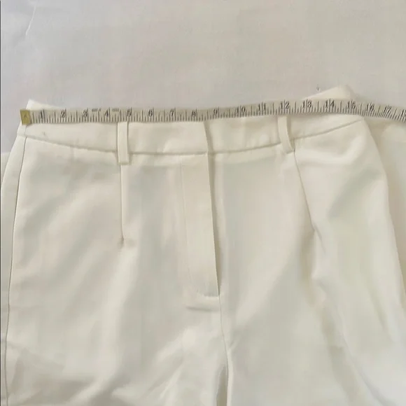 The Commense White Wide Leg Pants with Flowing Relaxed Fit size large - Picture 9 of 11